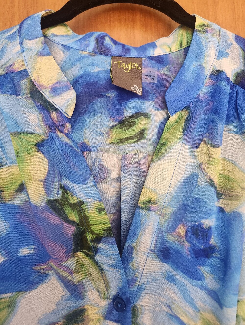 NWT TAYLOR BLUE WATERCOLOR CHIFFON MAXI DRESS SIZE 10 LONG SLEEVE LIGHTWEIGHT - Picture 11 of 13
